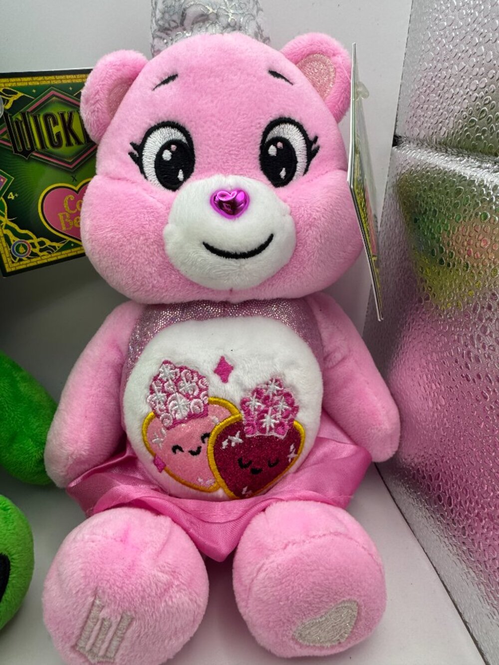 Care Bears x Wicked Plush Set NWT - Good Luck Bear Elphaba & Love-A-Lot Glinda - Picture 3 of 6